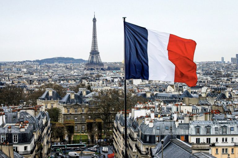 الهجرة الى فرنسا للشغل بأفضل الطرق لسنة 2024